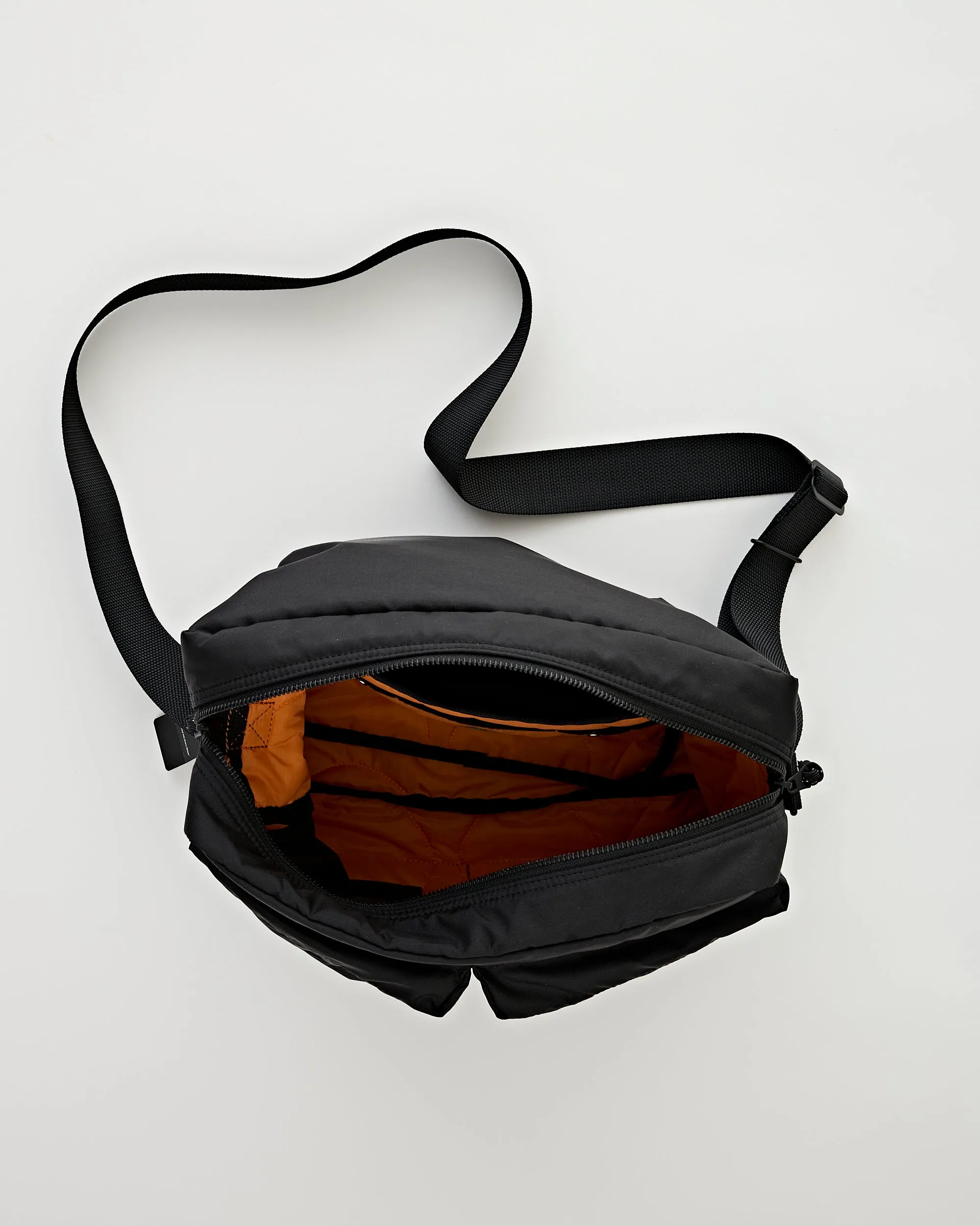 Force Shoulder Bag Black