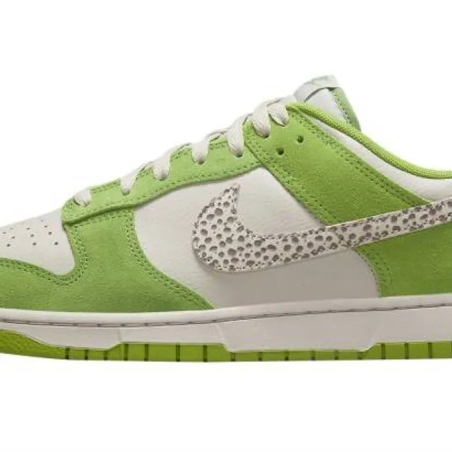 Nike Dunk Low Safari Swoosh Chlorophyll