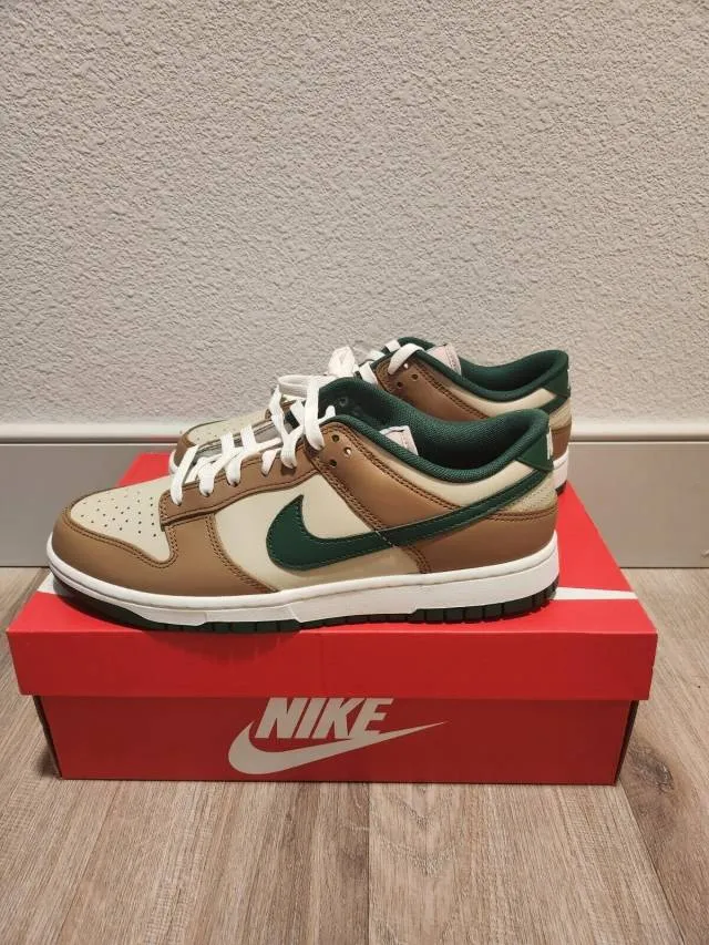 Nike Dunk Low Tan Green