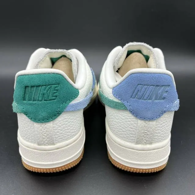 Nike WMNS Air Force 1 07 LXX Sail Mystic Green